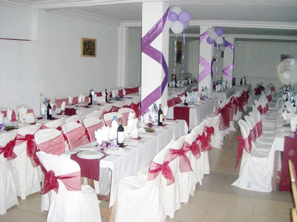 Denver Plaza Hotel Douala Exteriér fotografie