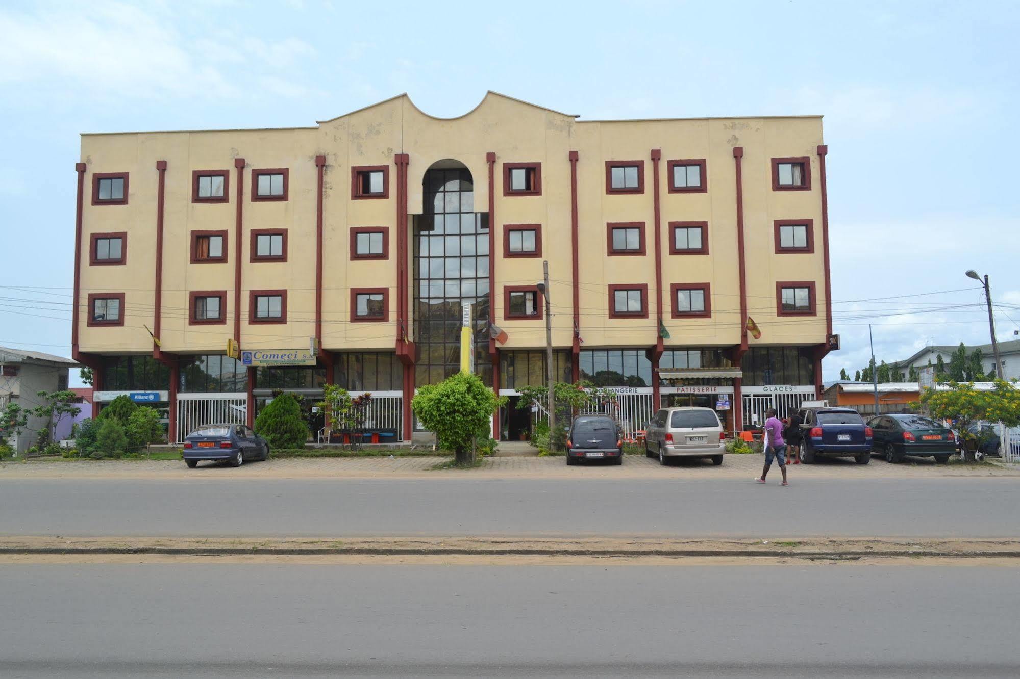 Denver Plaza Hotel Douala Exteriér fotografie